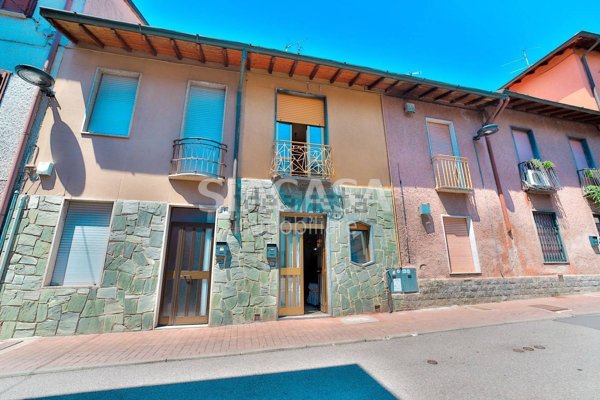 casa indipendente in vendita a Bellusco