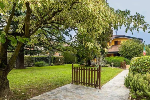 casa indipendente in vendita a Bellusco