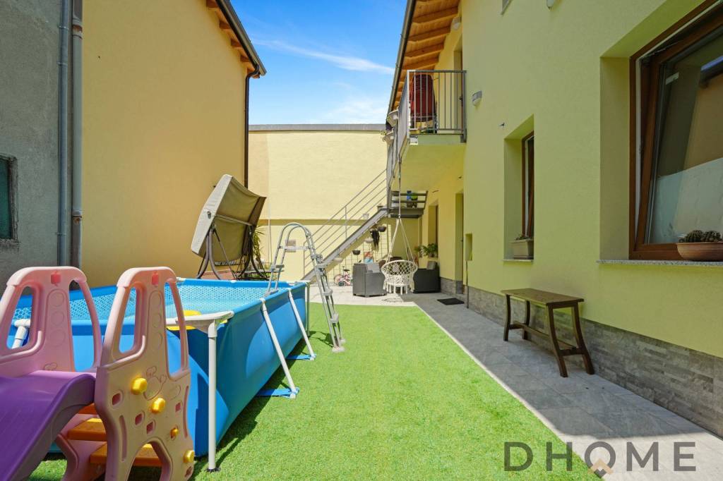 casa indipendente in vendita a Bellusco in zona San Nazzaro