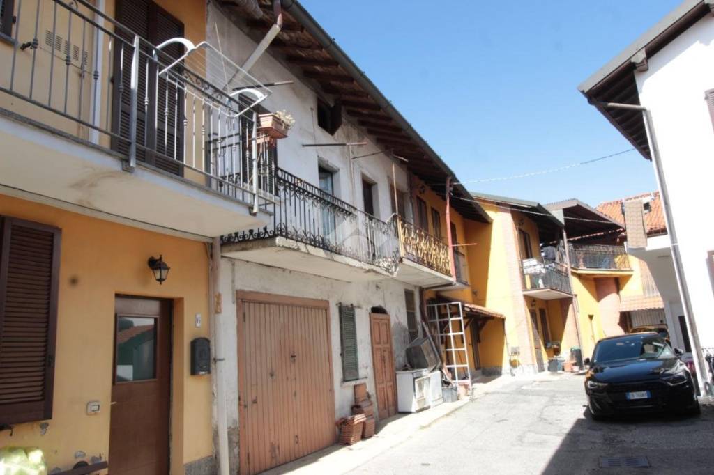 casa indipendente in vendita a Bellusco in zona San Nazzaro
