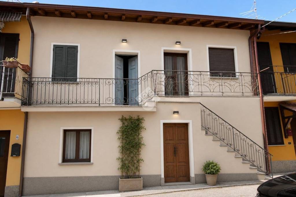 casa indipendente in vendita a Bellusco in zona San Nazzaro