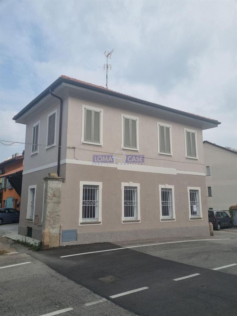 casa indipendente in vendita a Bernareggio in zona Villanova