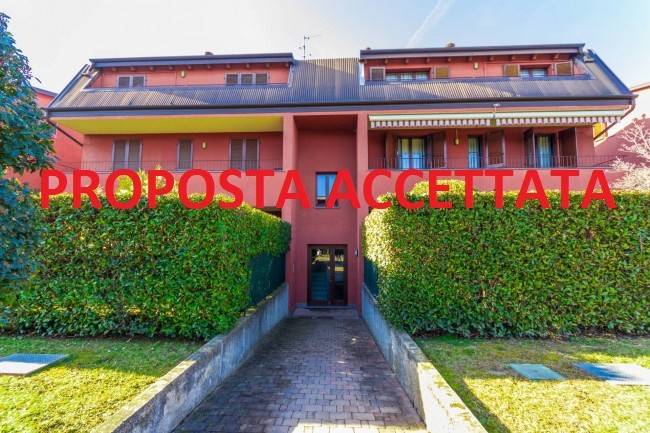 appartamento in vendita a Bernareggio