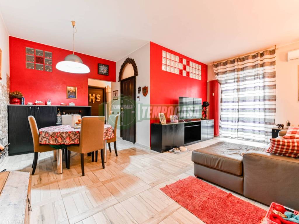 appartamento in vendita a Bernareggio