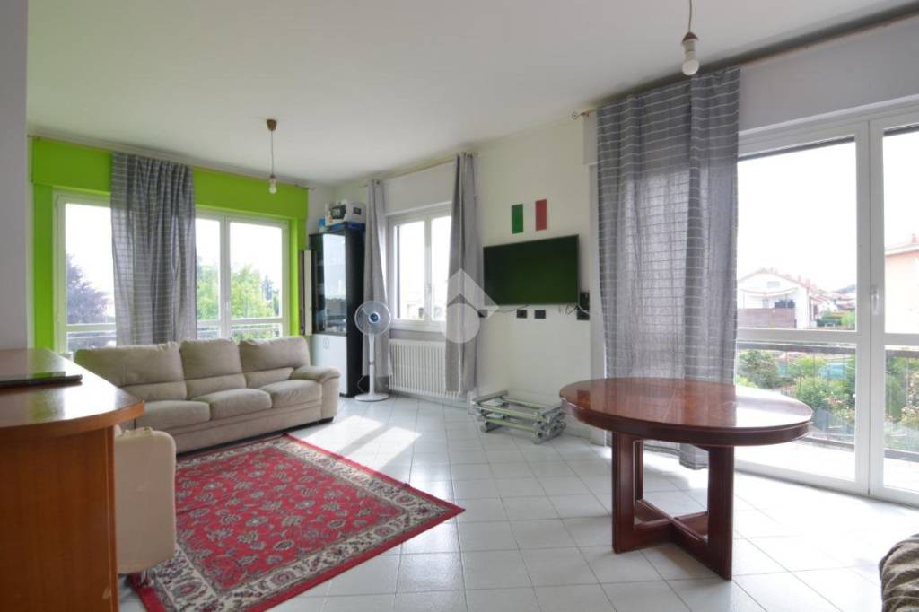 appartamento in vendita a Bernareggio