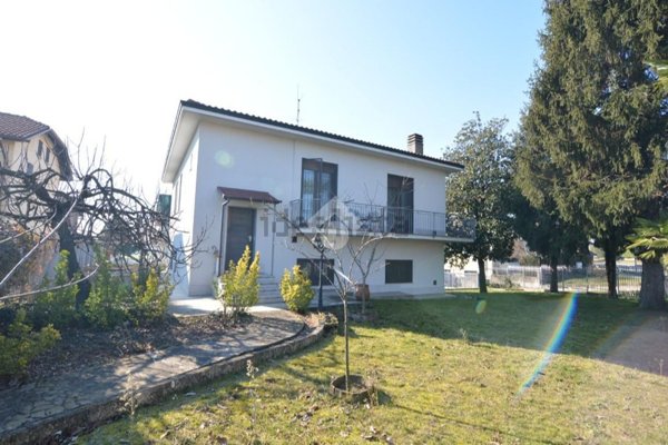 appartamento in vendita a Bernareggio