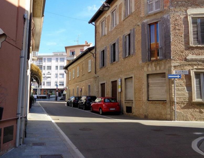 negozio in vendita a Bernareggio