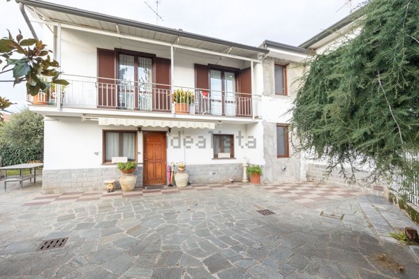 appartamento in vendita a Bernareggio