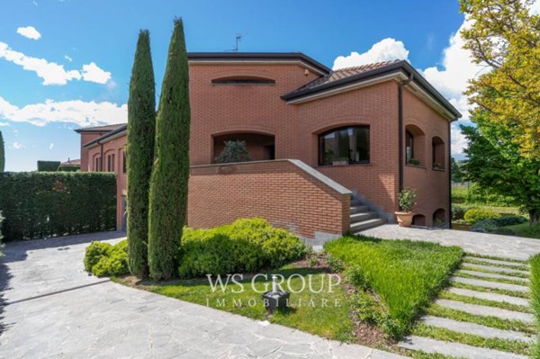 casa indipendente in vendita a Bernareggio