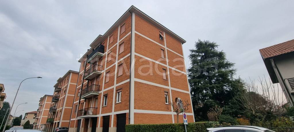 appartamento in vendita a Bernareggio