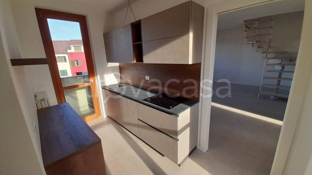 appartamento in vendita a Bernareggio
