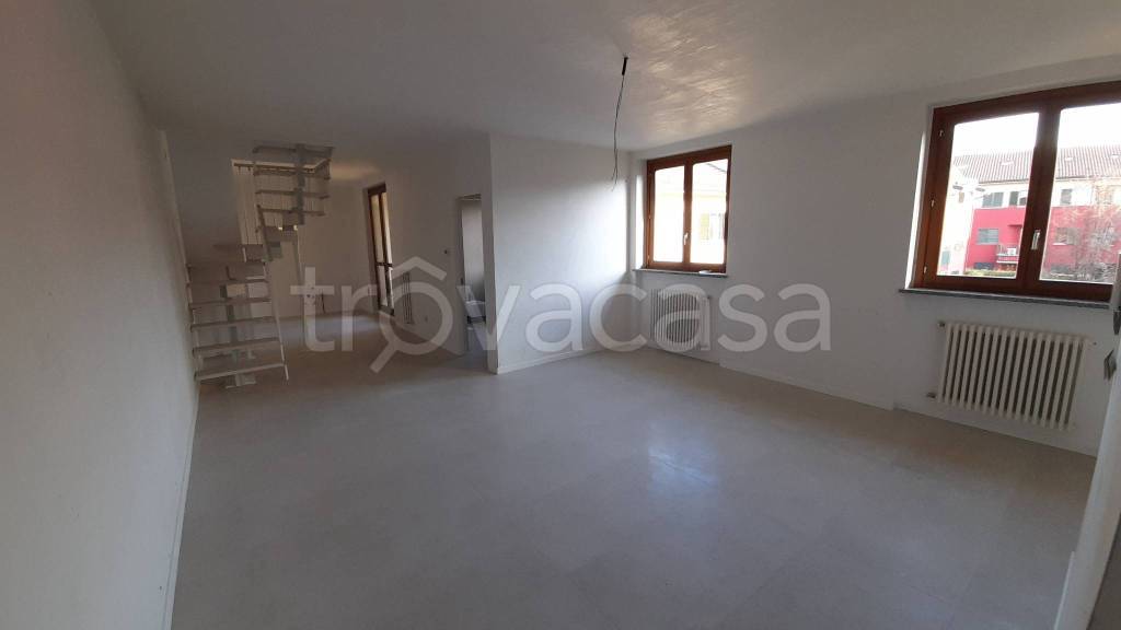 appartamento in vendita a Bernareggio