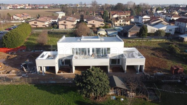 appartamento in vendita a Bernareggio