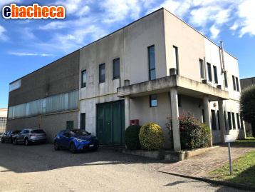 ufficio in vendita a Bernareggio