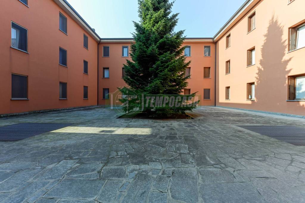 appartamento in vendita a Bernareggio