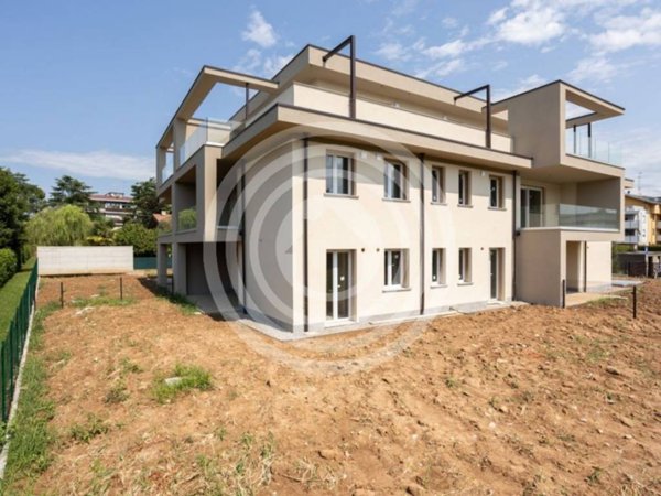 appartamento in vendita a Bernareggio