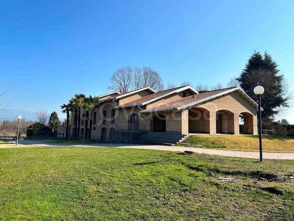 casa indipendente in vendita a Bernareggio