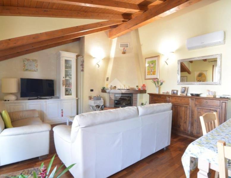 appartamento in vendita a Bernareggio