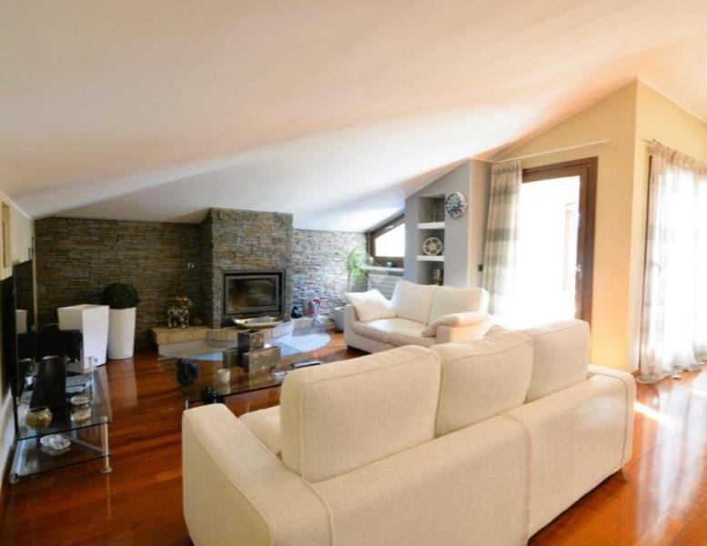 appartamento in vendita a Bernareggio