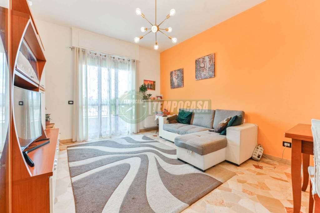 appartamento in vendita a Bernareggio