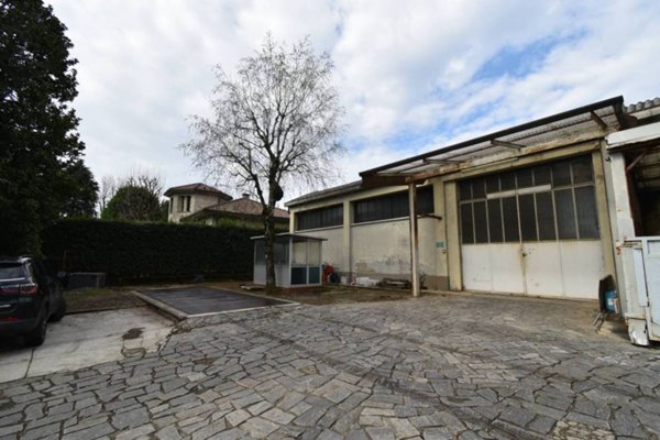 ufficio in vendita a Bernareggio