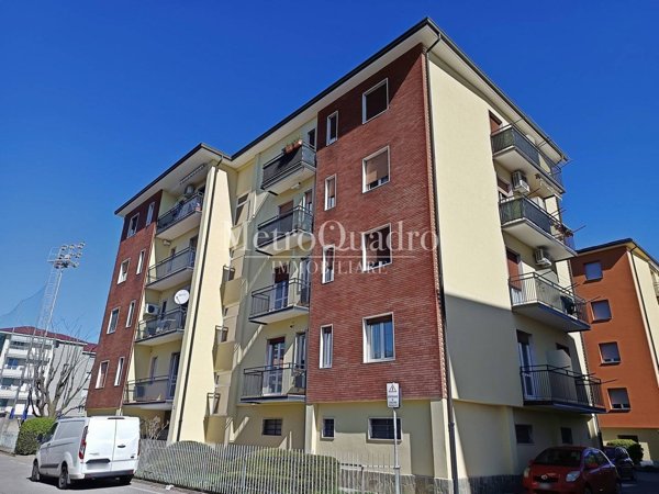 appartamento in vendita a Bernareggio