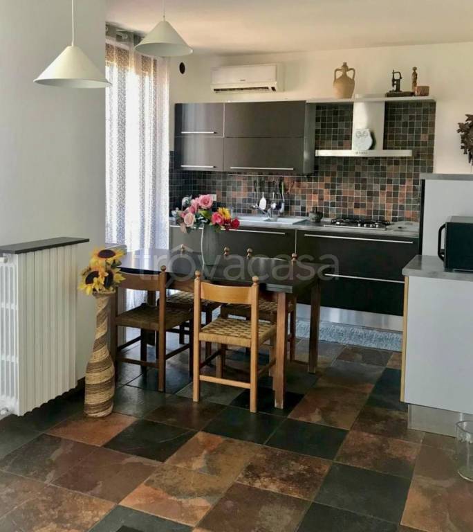 appartamento in vendita a Bernareggio