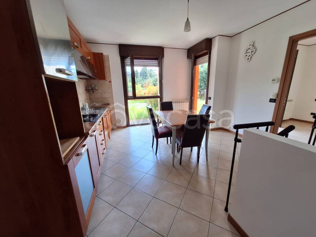 appartamento in vendita a Bernareggio