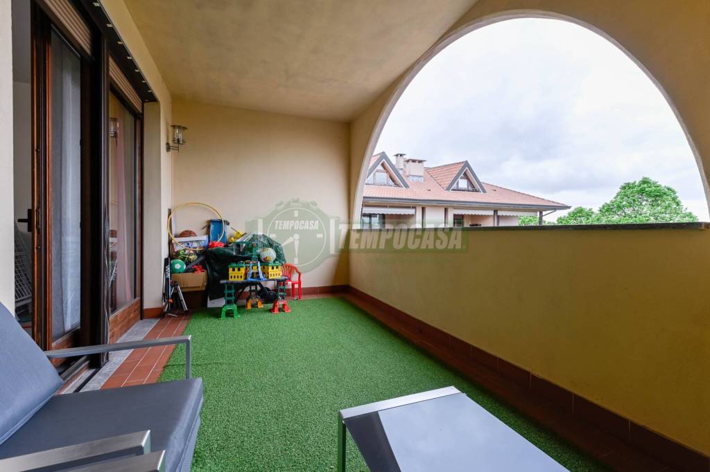 appartamento in vendita a Bernareggio