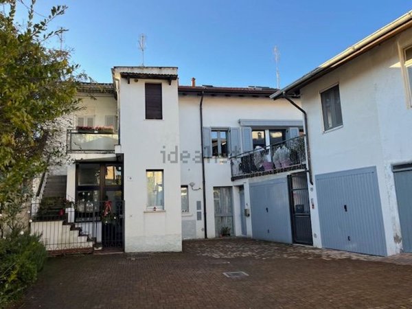 appartamento in vendita a Bernareggio