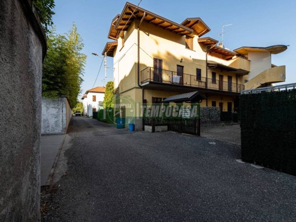 appartamento in vendita a Bernareggio