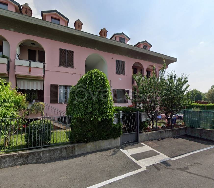 appartamento in vendita a Bernareggio