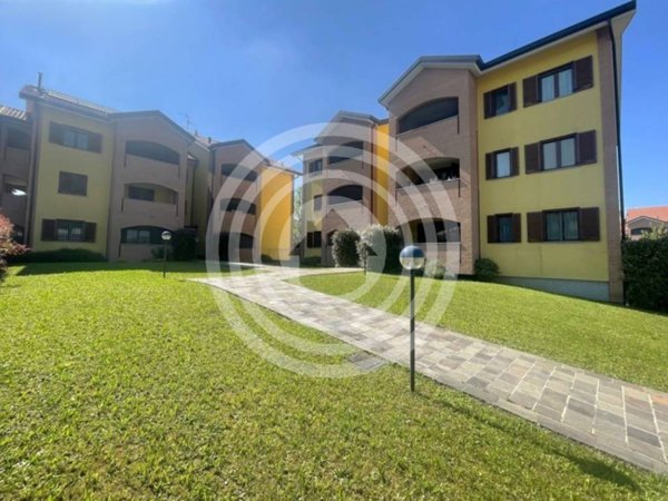 appartamento in vendita a Bernareggio