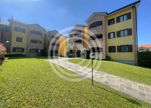 appartamento in vendita a Bernareggio