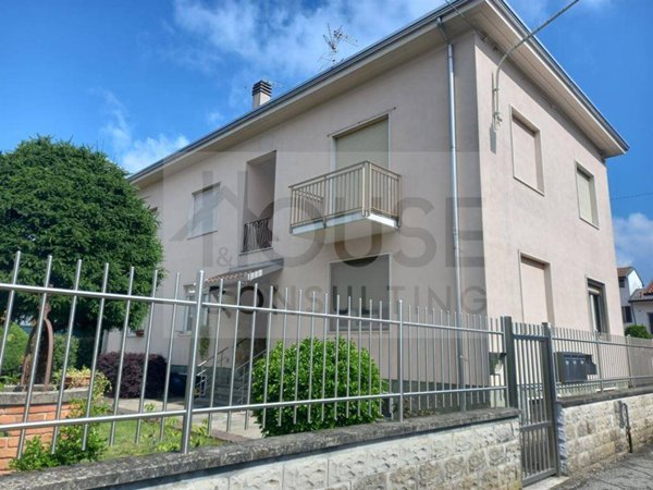 appartamento in vendita a Bernareggio