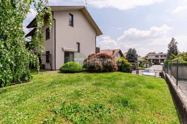 casa indipendente in vendita a Bernareggio