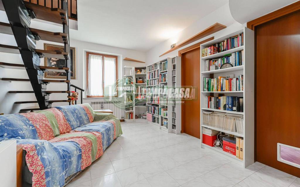 appartamento in vendita a Bernareggio