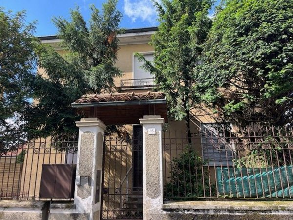 appartamento in vendita a Bernareggio
