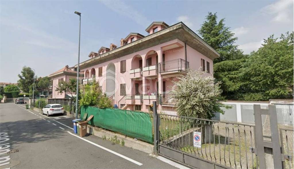 terreno edificabile in vendita a Bernareggio