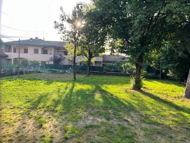 terreno agricolo in vendita a Bernareggio
