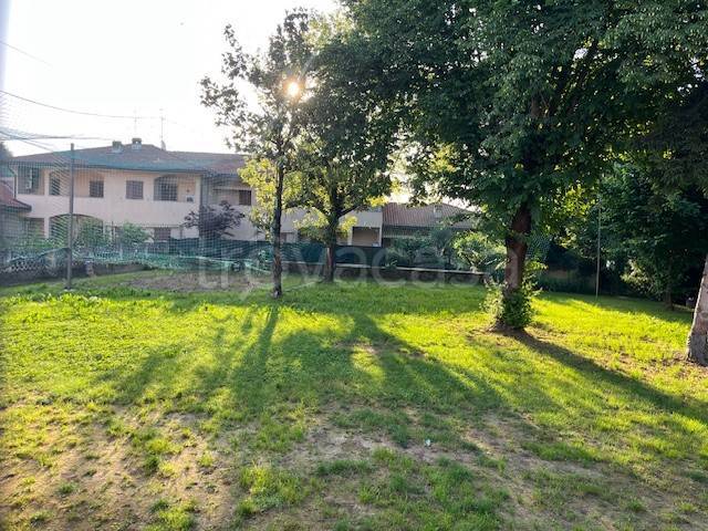 terreno agricolo in vendita a Bernareggio