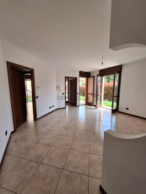 appartamento in vendita a Bernareggio