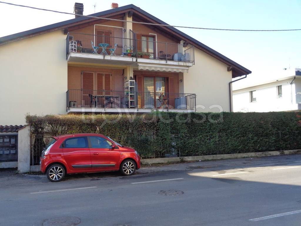 appartamento in vendita a Bernareggio