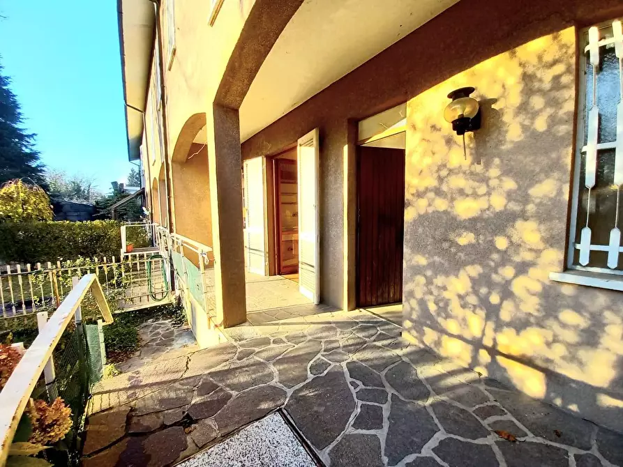 casa indipendente in vendita a Bernareggio