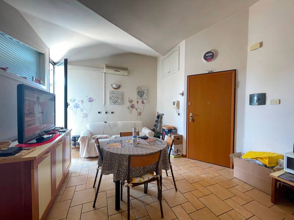 appartamento in vendita a Bernareggio
