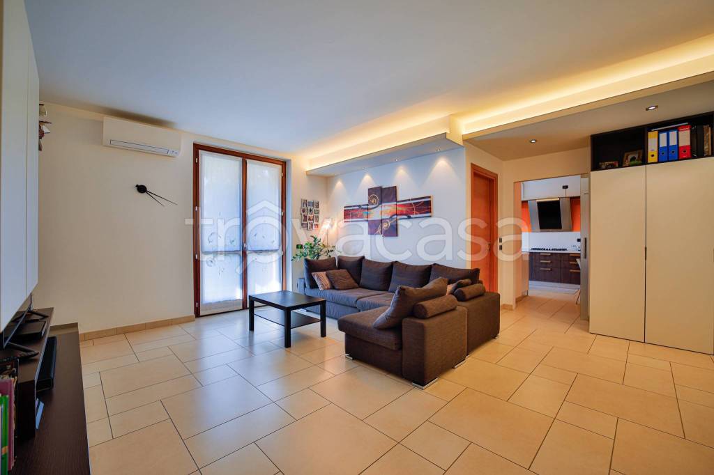 appartamento in vendita a Bernareggio
