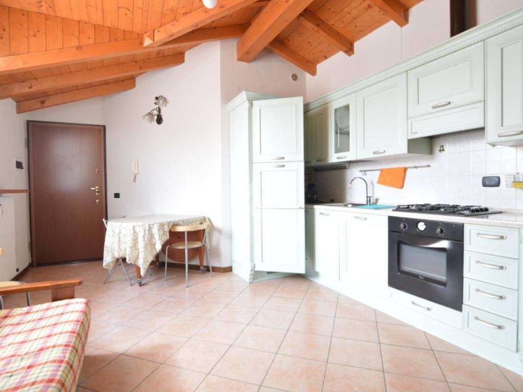 appartamento in vendita a Bernareggio