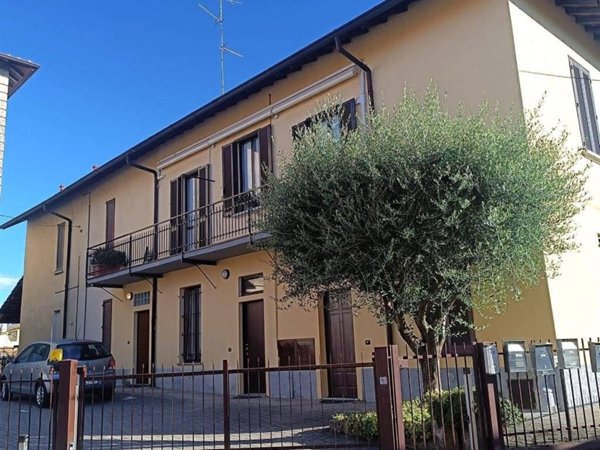 appartamento in vendita a Bernareggio