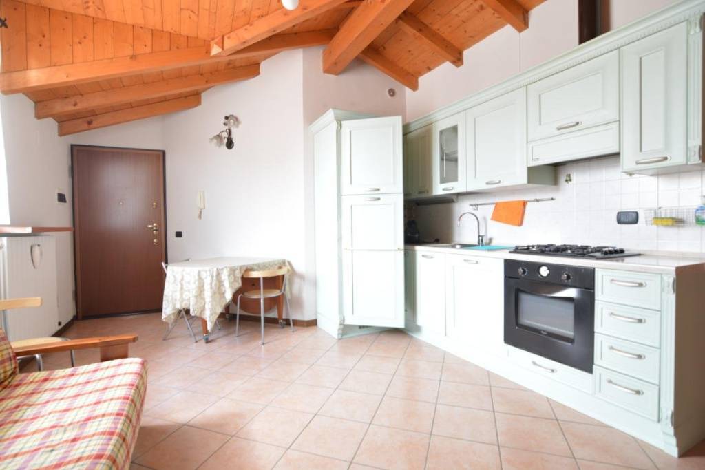 appartamento in vendita a Bernareggio