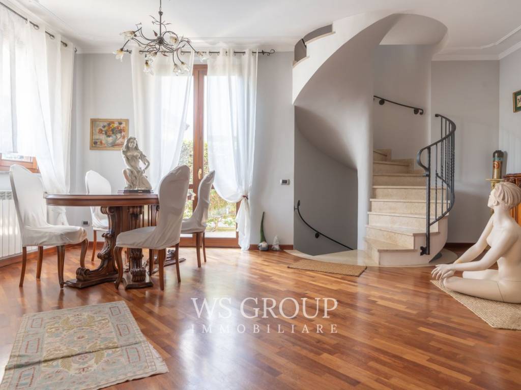 casa indipendente in vendita a Bernareggio in zona Villanova